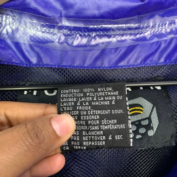 VTG Mountain Hardwear Nylon Windbreaker Jacket Hooded Mens Sz M Packable - Picture 9 of 10